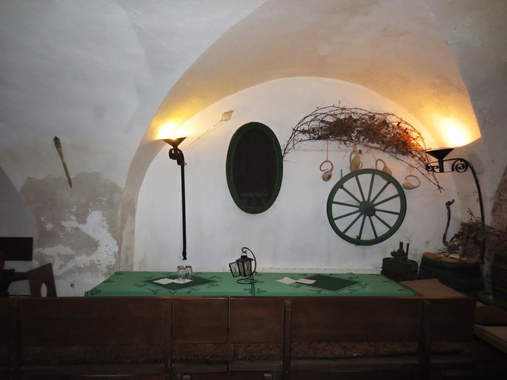 Hotel Hubertus Valtice Eksteriør bilde