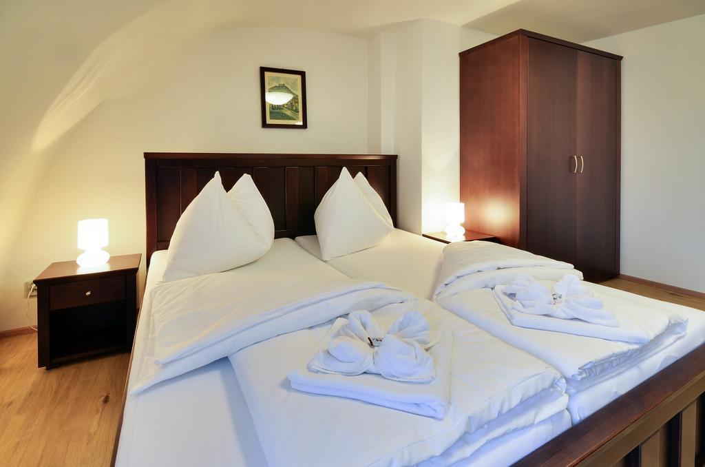 Hotel Hubertus Valtice Eksteriør bilde